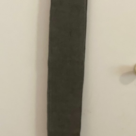 Vintage Distressed Era Era Knit Scarf - Picture 11 of 11